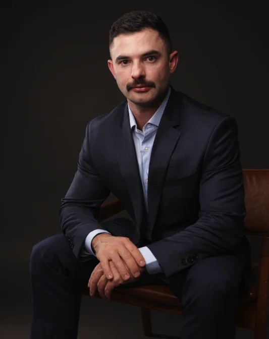 Dr. David Mognato no consultório